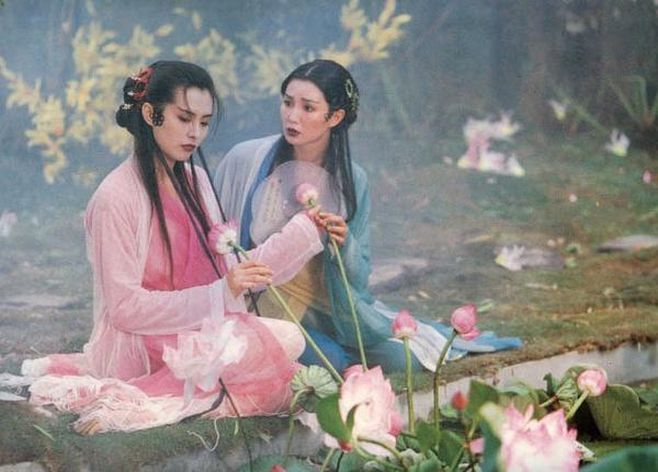 Nhan sắc tàn phai của cặp Thanh Xà - Bạch Xà đẹp nhất màn ảnh Hoa ngữ, sau 28 năm chỉ còn lại nỗi luyến tiếc